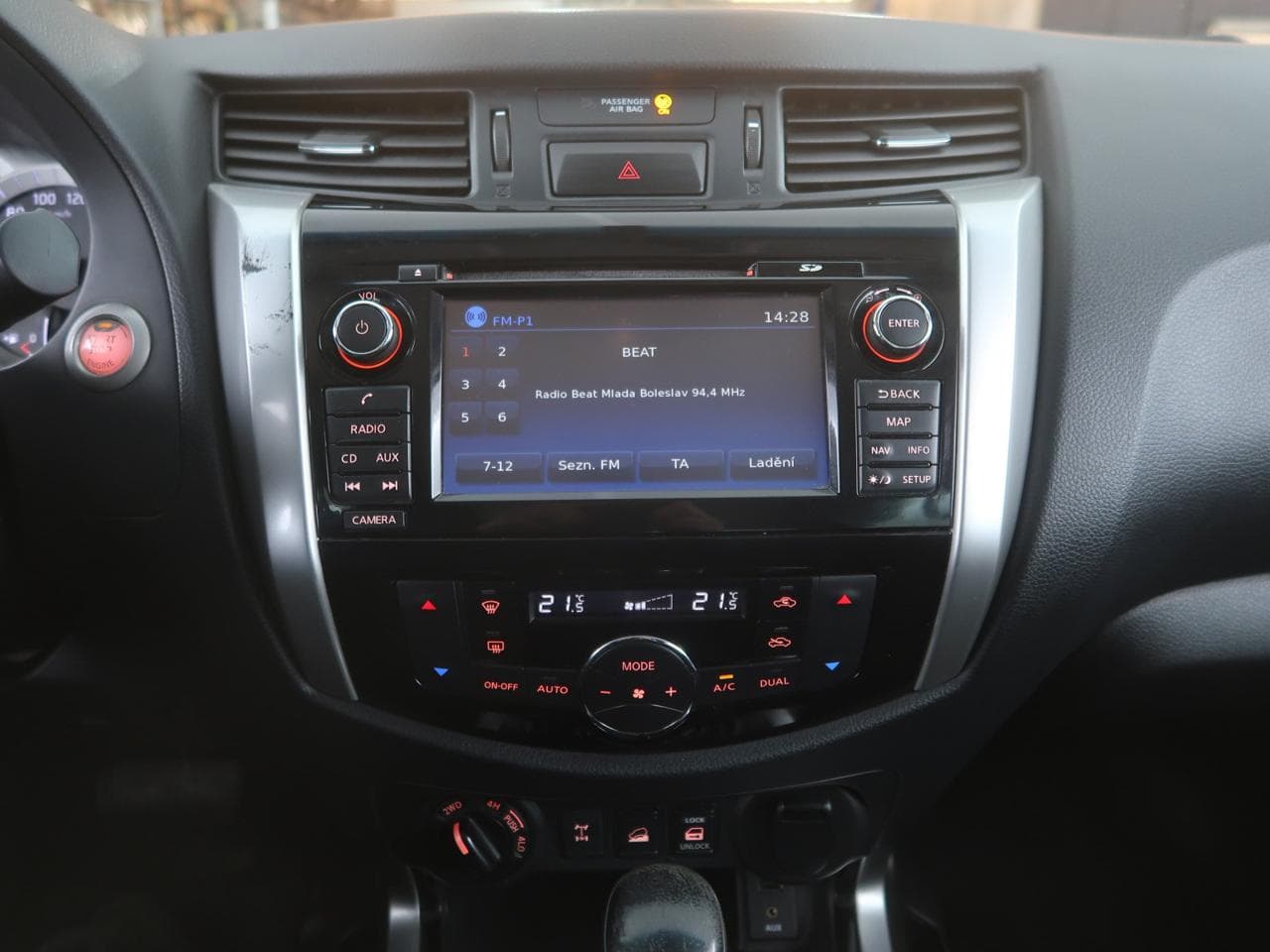 2016 Nissan NAVARA - 15