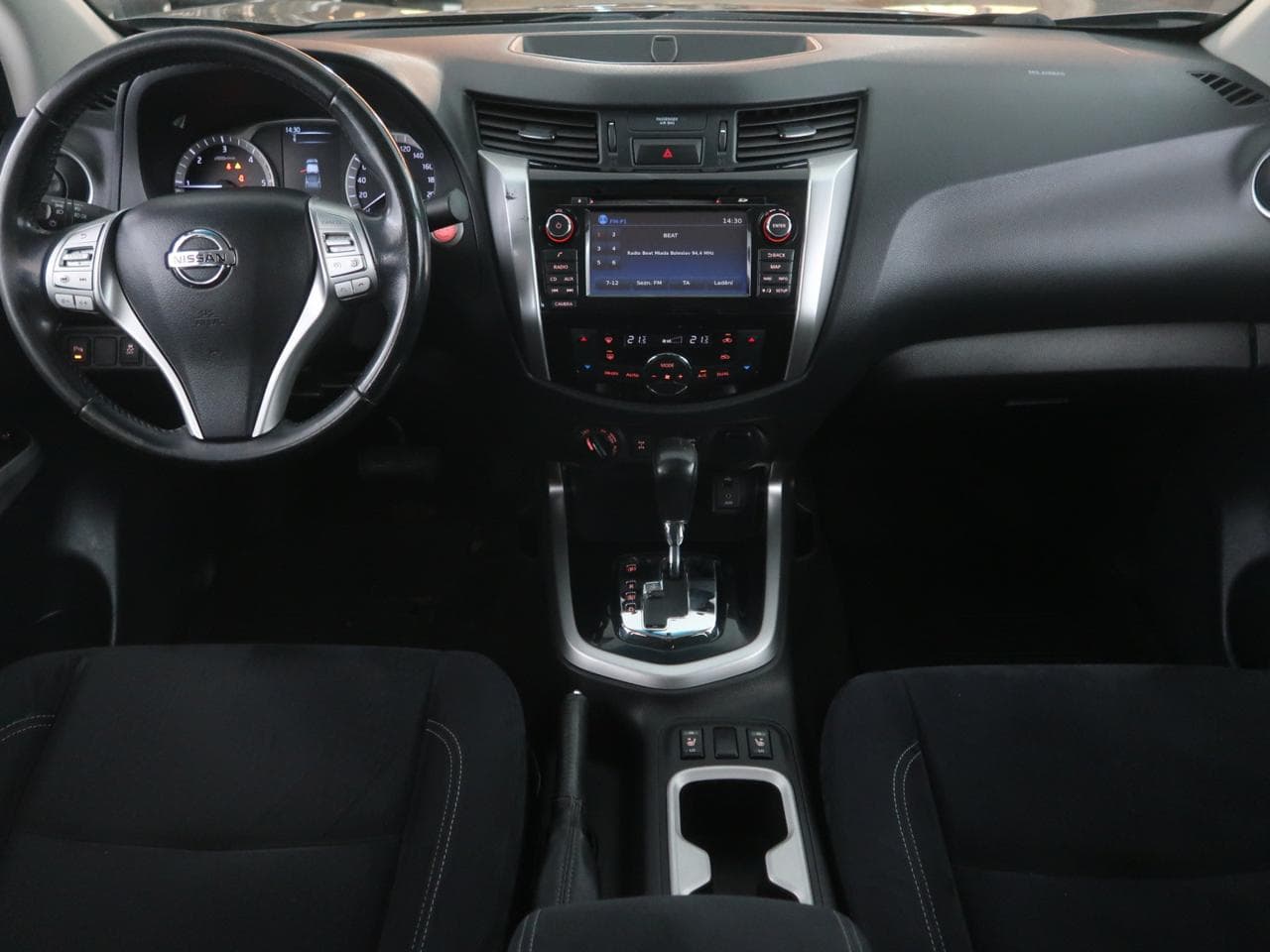 2016 Nissan NAVARA - 9