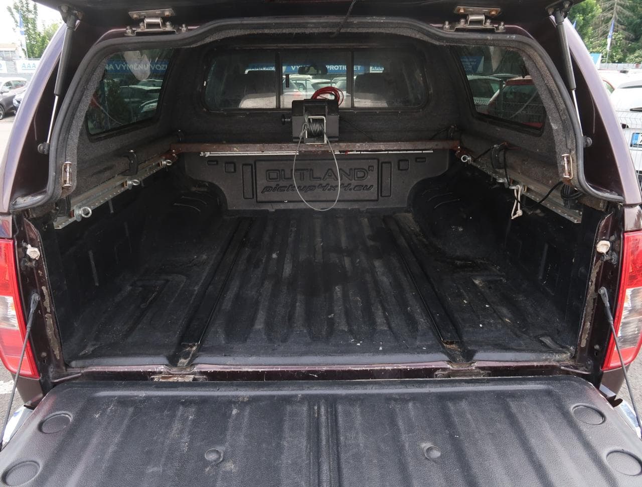 2011 Nissan NAVARA - 32