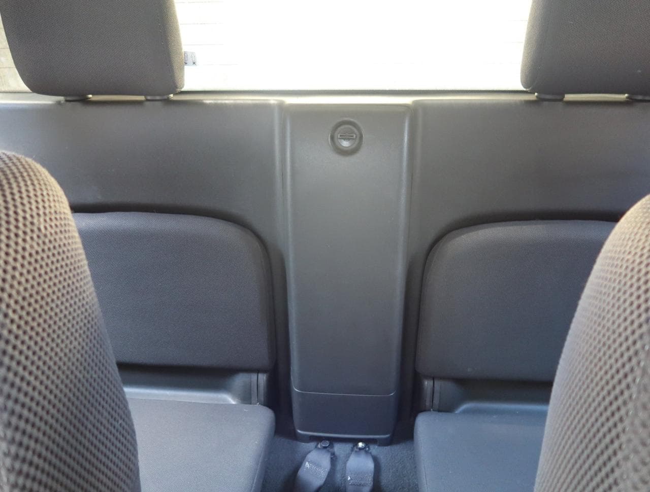 2008 Nissan NAVARA - 24