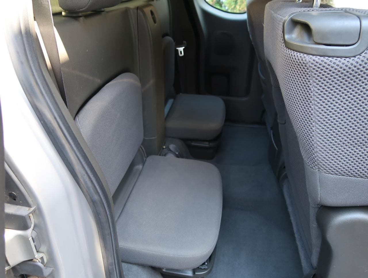 2008 Nissan NAVARA - 22