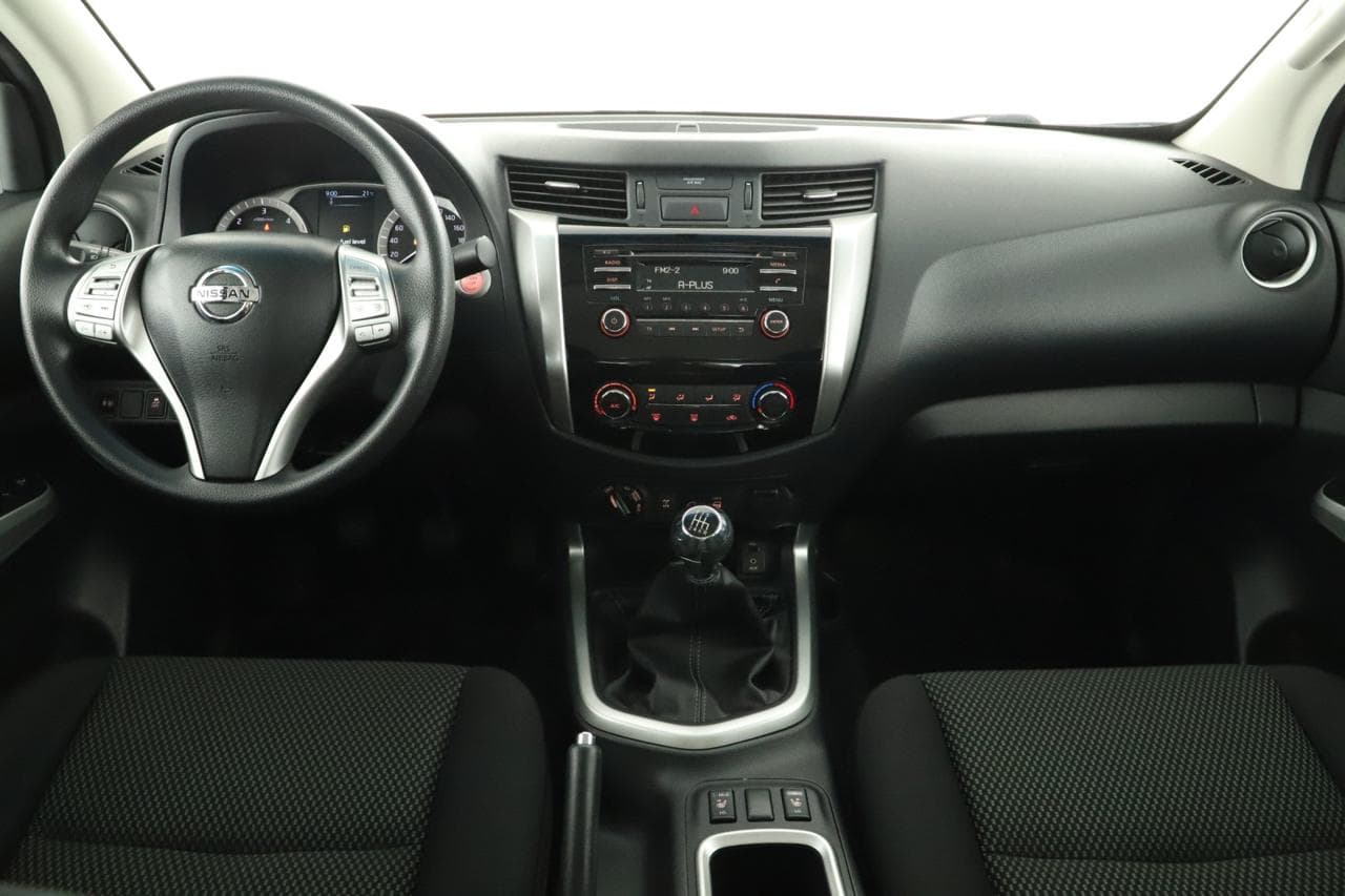 2018 Nissan NAVARA - 9