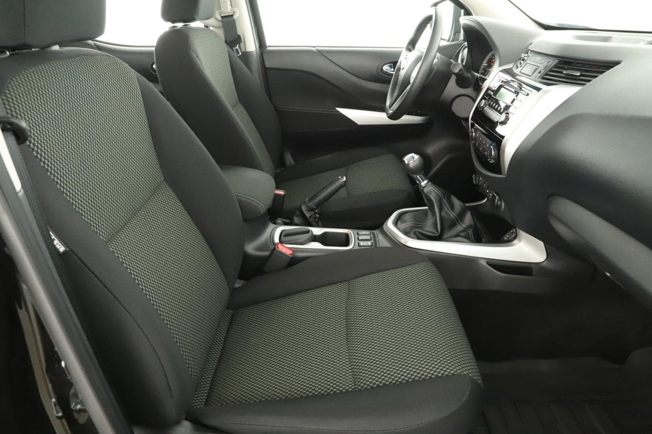 2018 Nissan NAVARA - 10