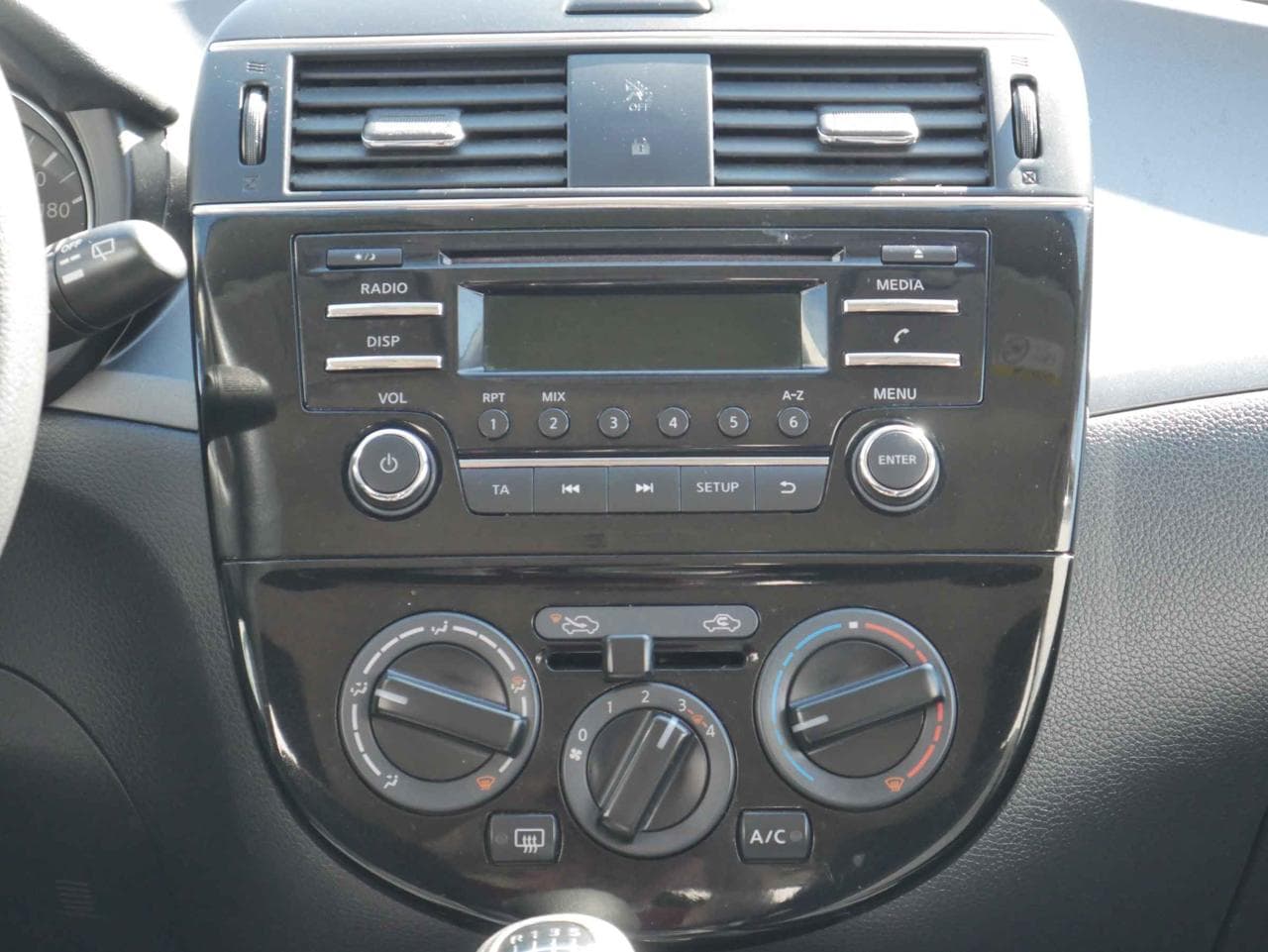 2015 Nissan PULSAR - 11