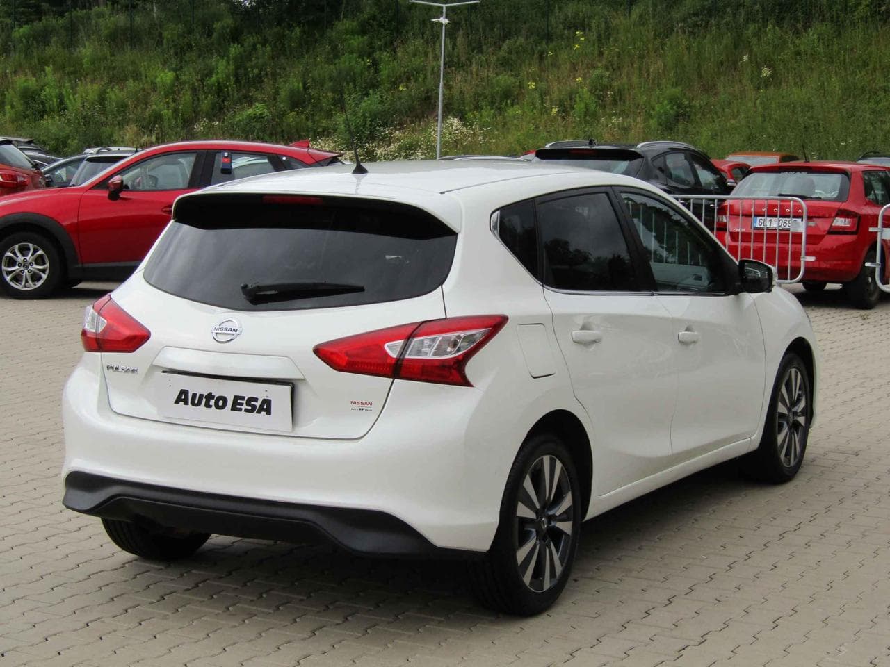 2015 Nissan PULSAR - 4