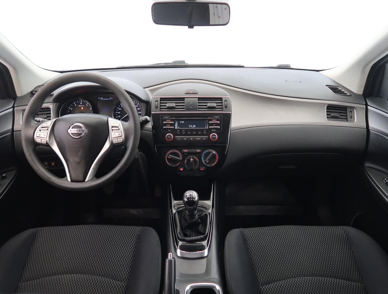 2015 Nissan PULSAR - 10