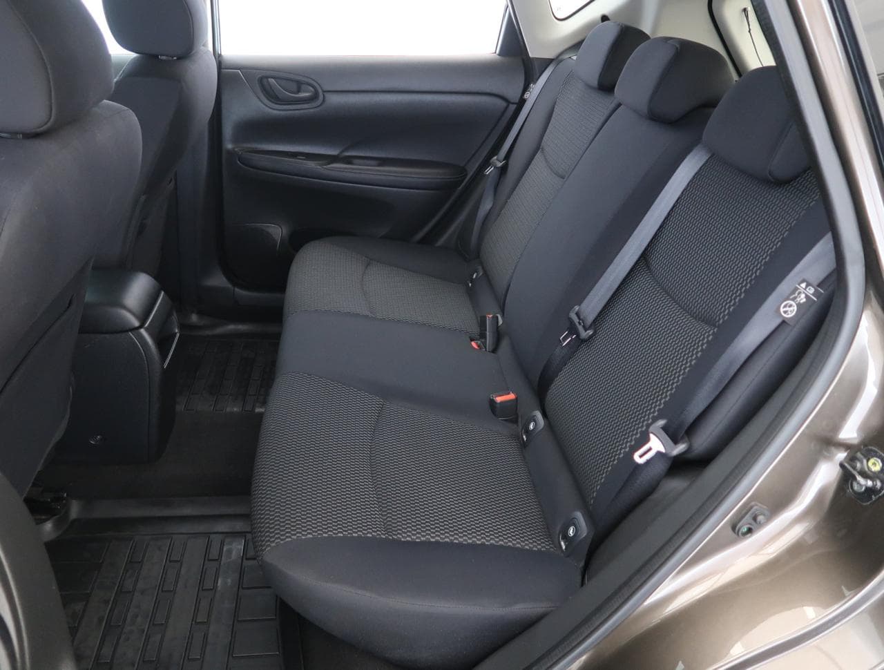 2015 Nissan PULSAR - 15