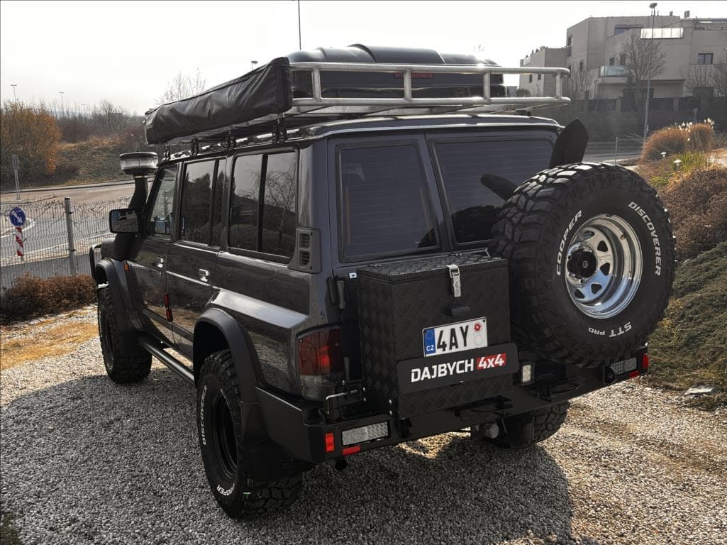 1995 Nissan Patrol - 5