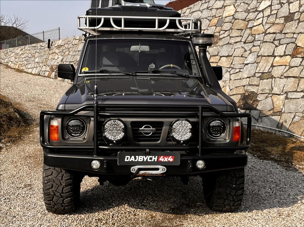 1995 Nissan Patrol - 2