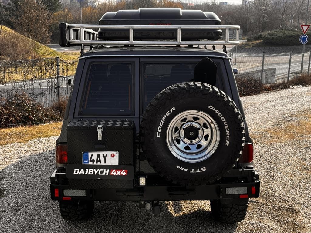 1995 Nissan Patrol - 6