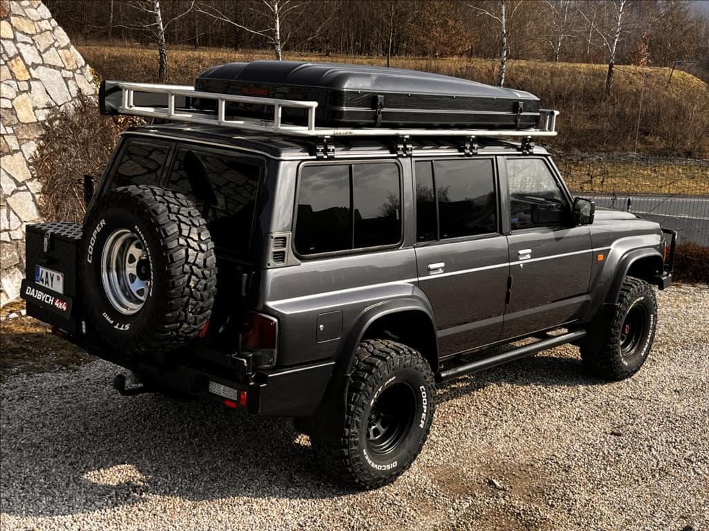 1995 Nissan Patrol - 7