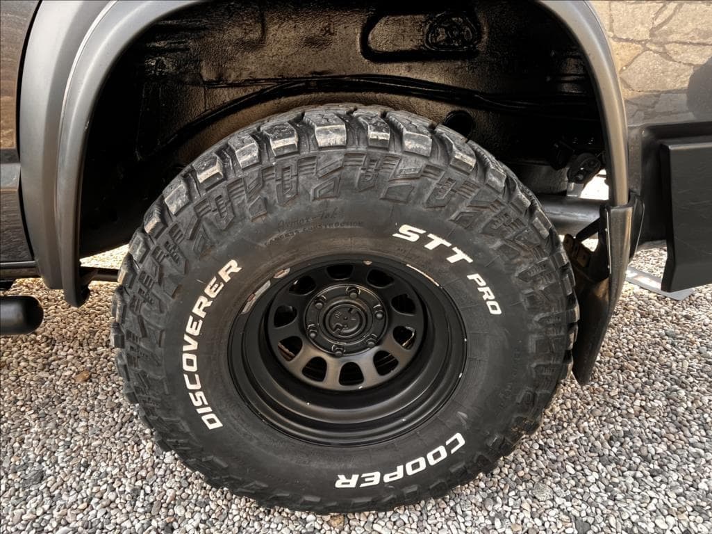 1995 Nissan Patrol - 20