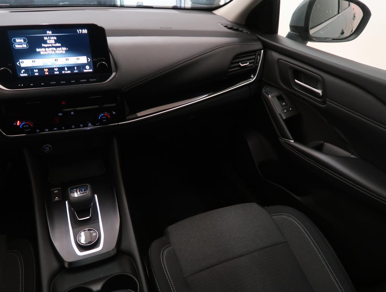 2022 Nissan Qashqai - 11