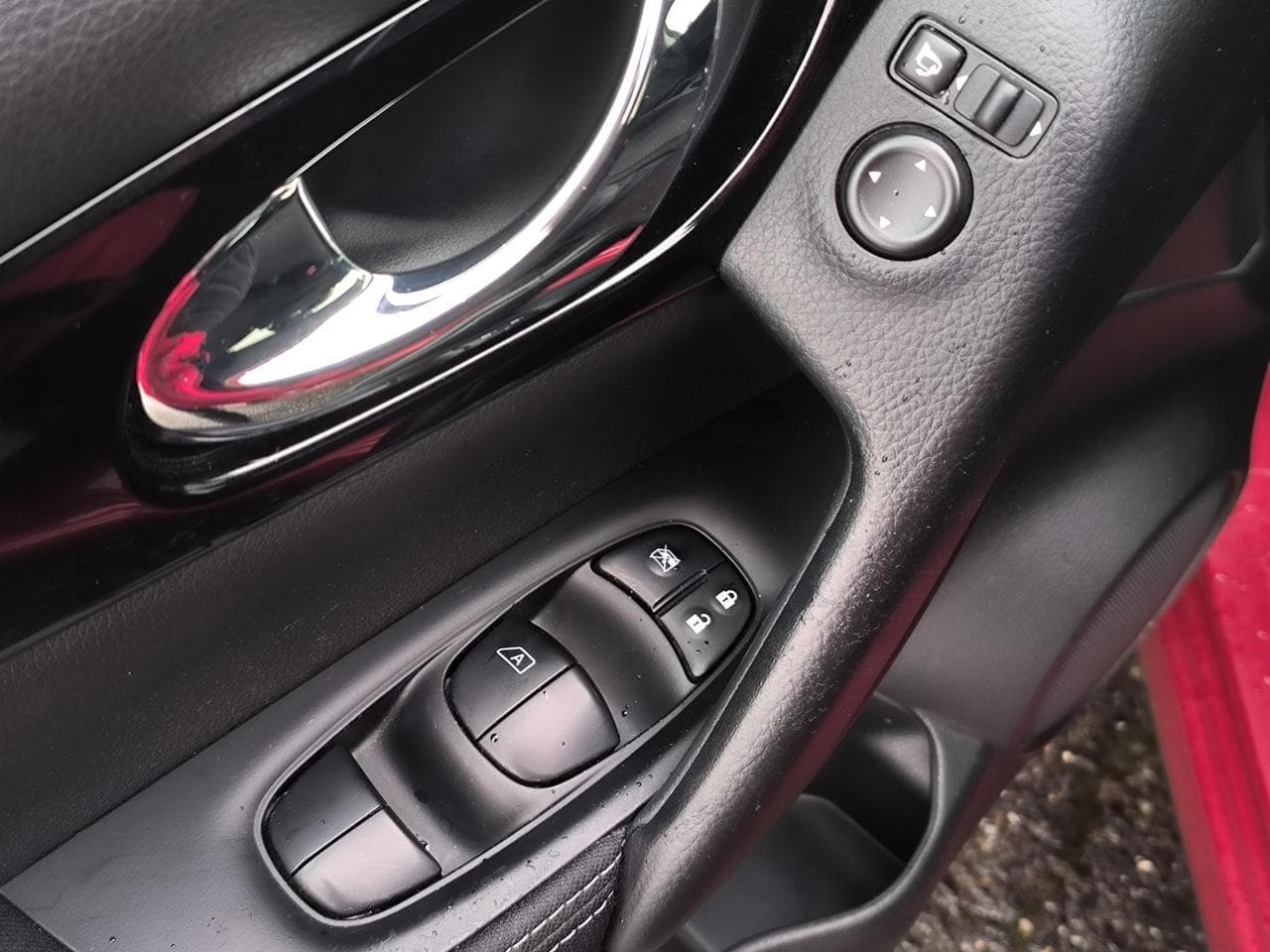 2015 Nissan Qashqai - 17