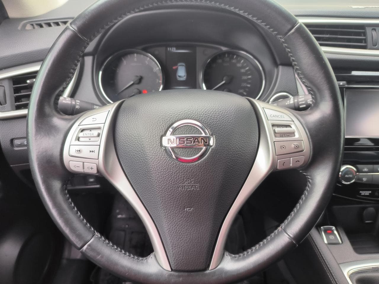 2015 Nissan Qashqai - 16