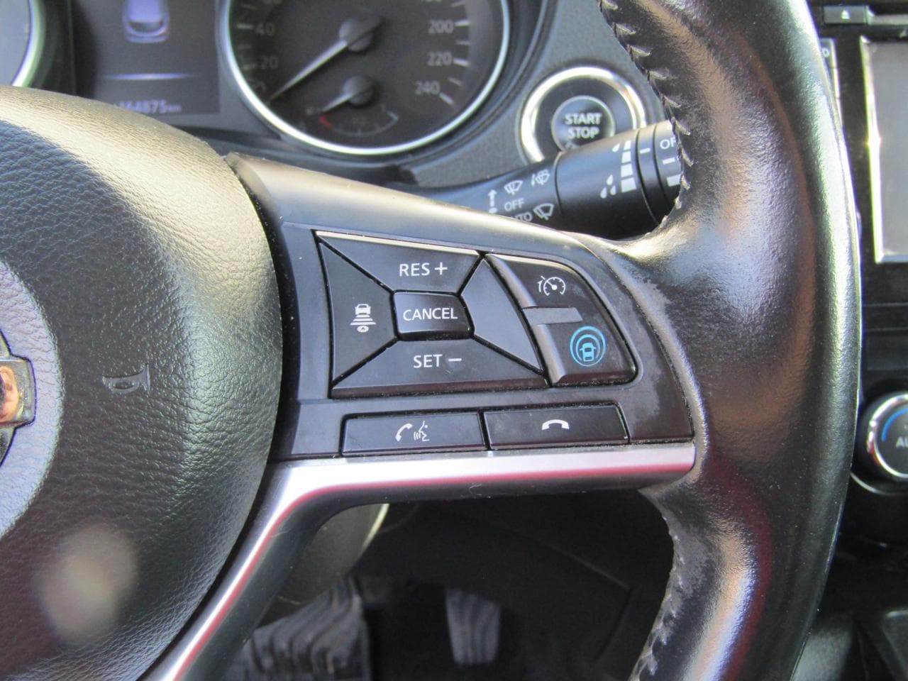 2018 Nissan Qashqai - 17