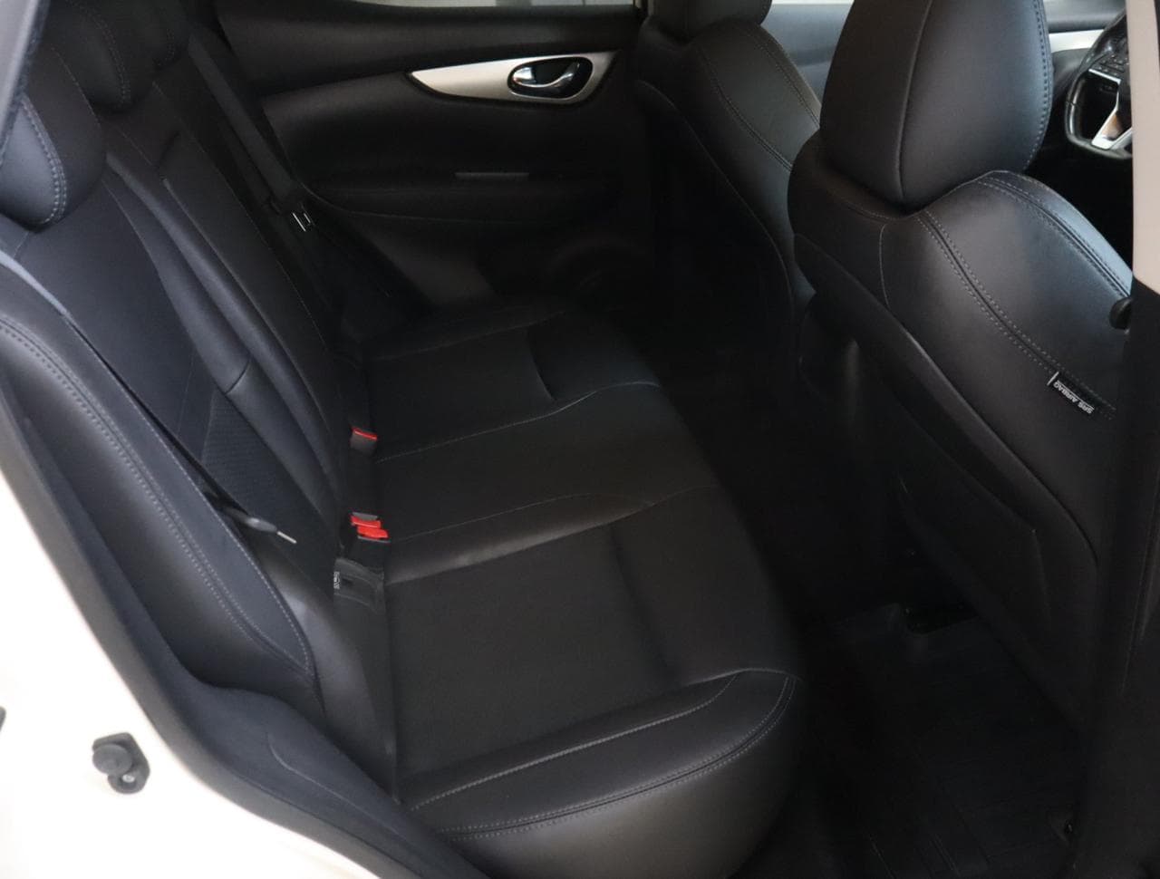 2017 Nissan Qashqai - 13