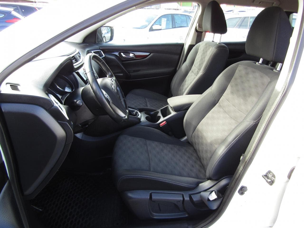 2014 Nissan QASHQAI - 9