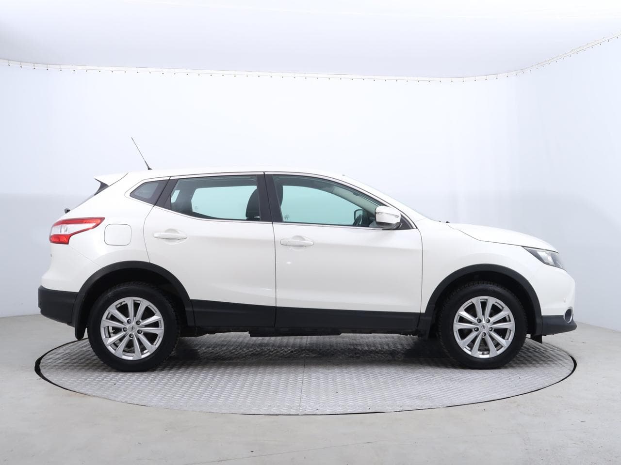 2014 Nissan Qashqai - 8