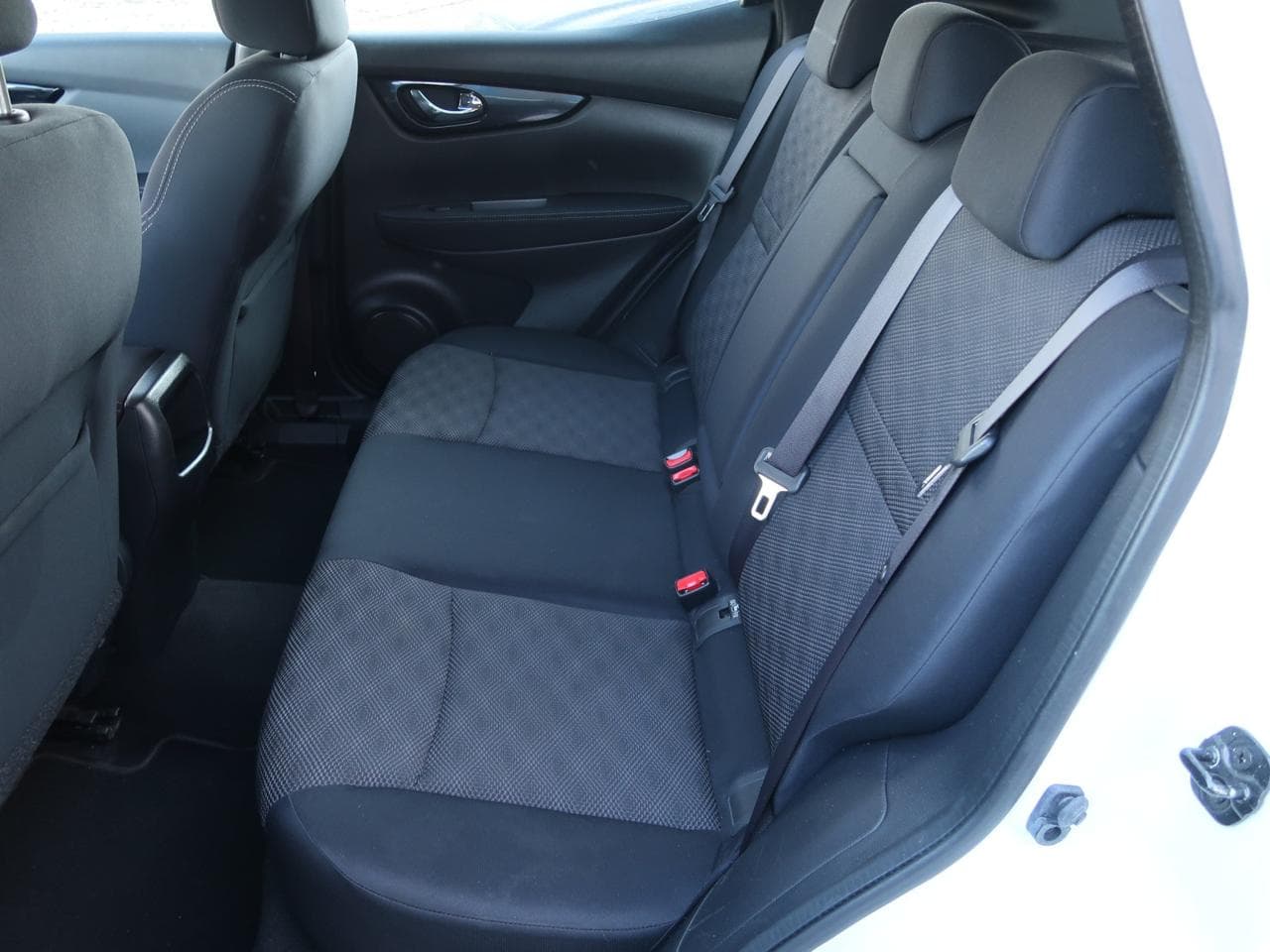 2014 Nissan Qashqai - 15