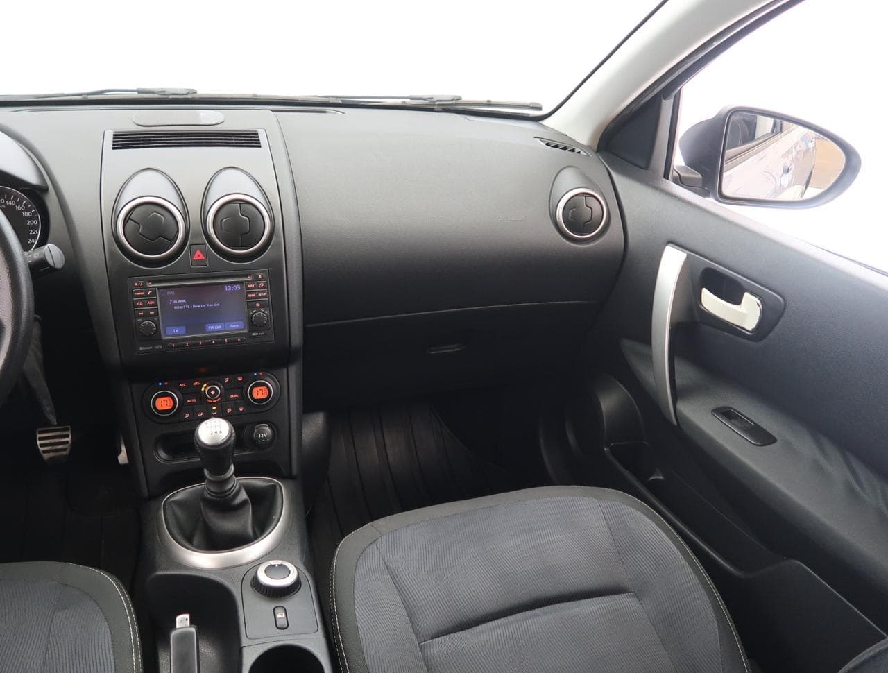 2010 Nissan Qashqai - 11