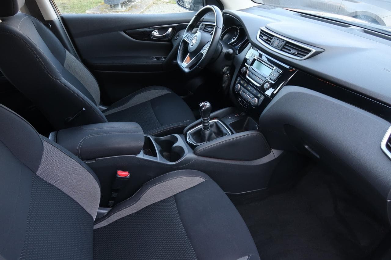 2017 Nissan Qashqai - 12