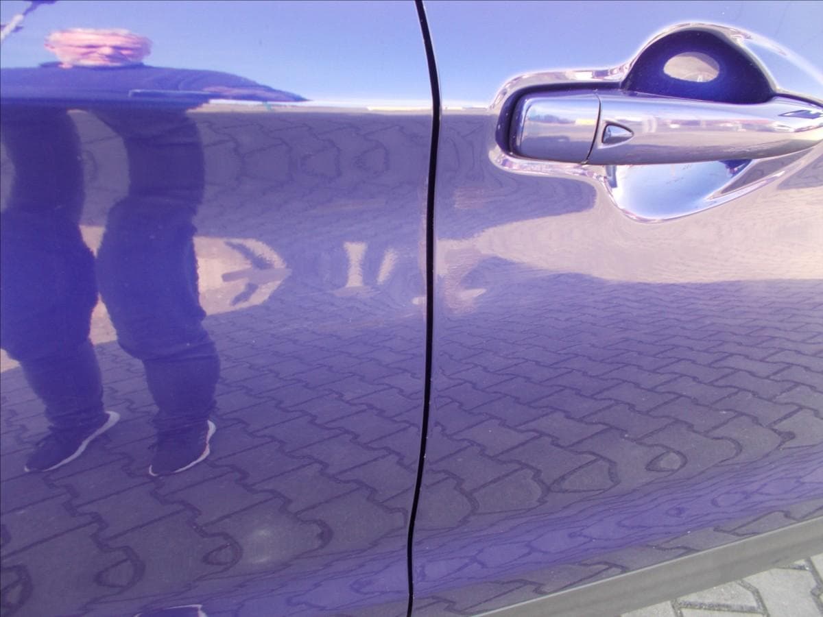 2015 Nissan Qashqai - 15