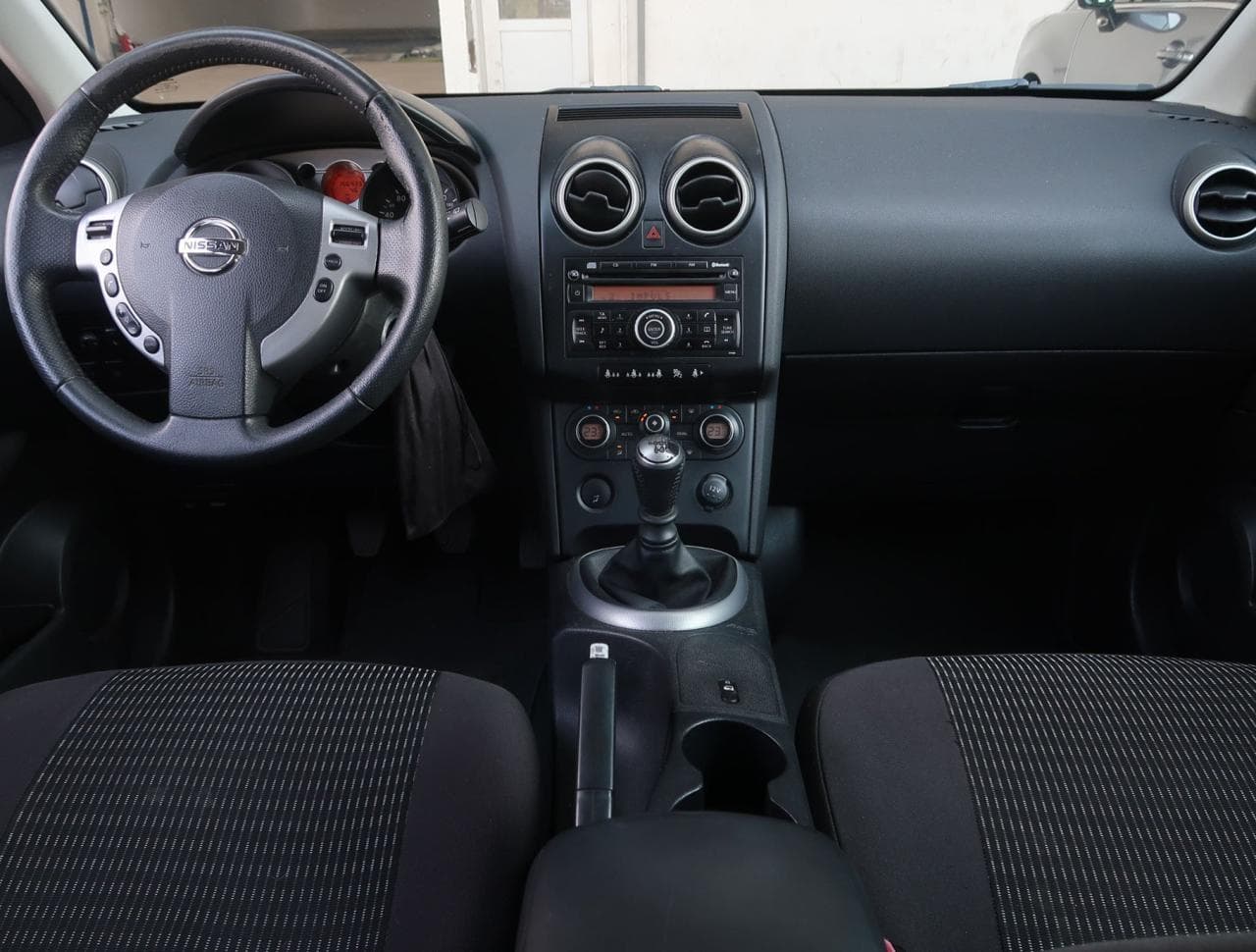 2009 Nissan Qashqai - 10