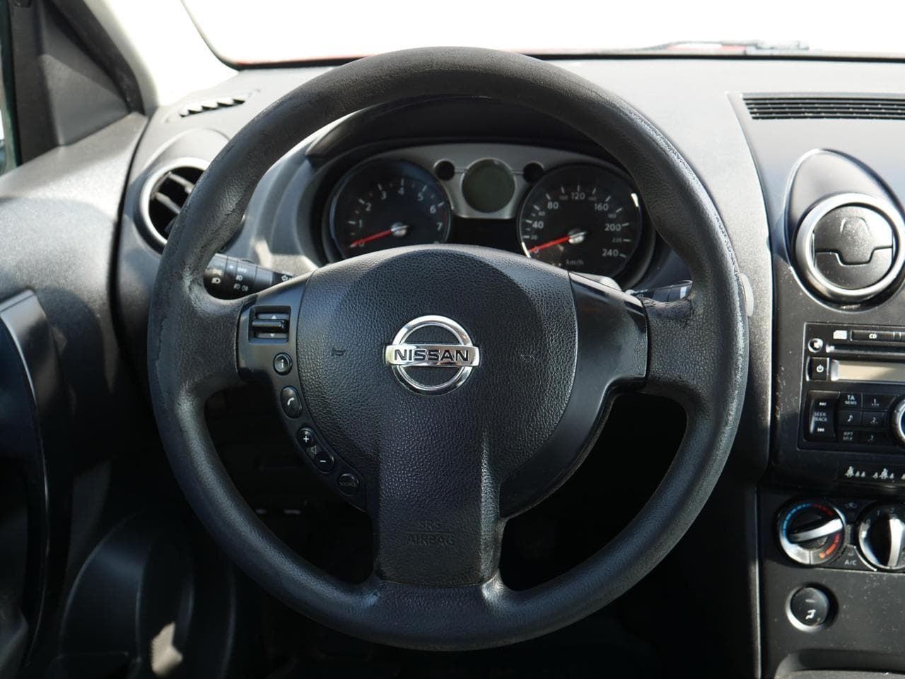 2009 Nissan Qashqai - 25