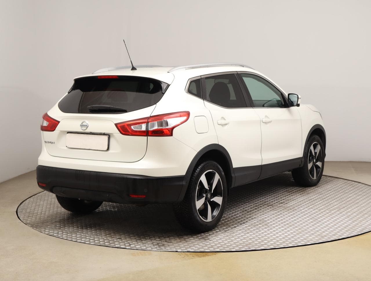 2016 Nissan Qashqai - 13