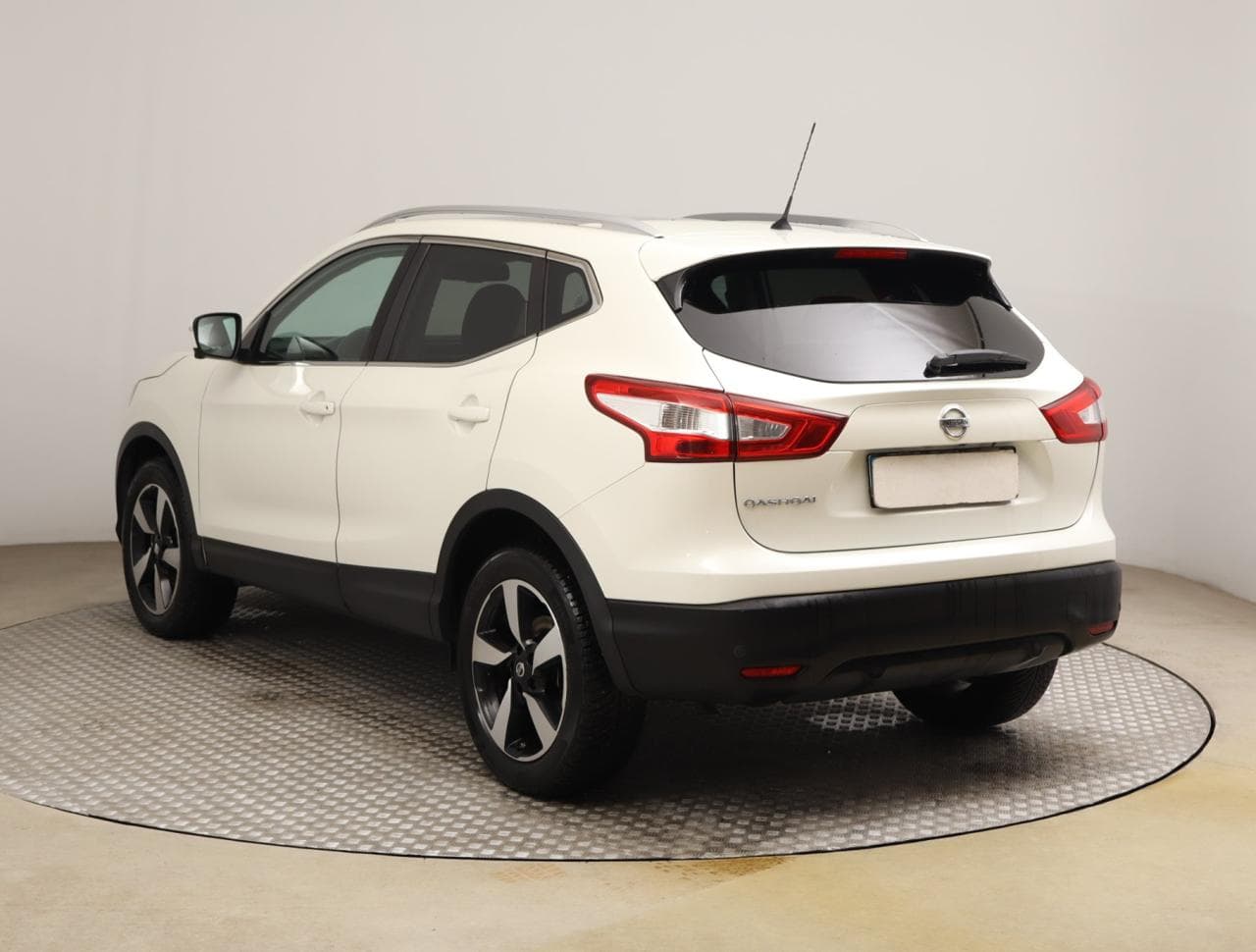 2016 Nissan Qashqai - 9