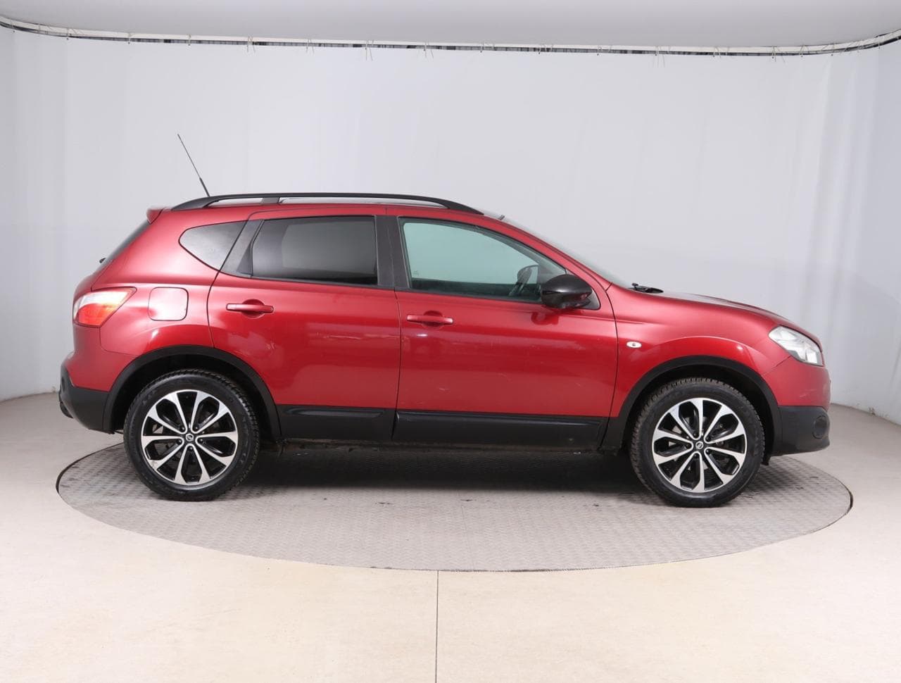 2013 Nissan QASHQAI - 8