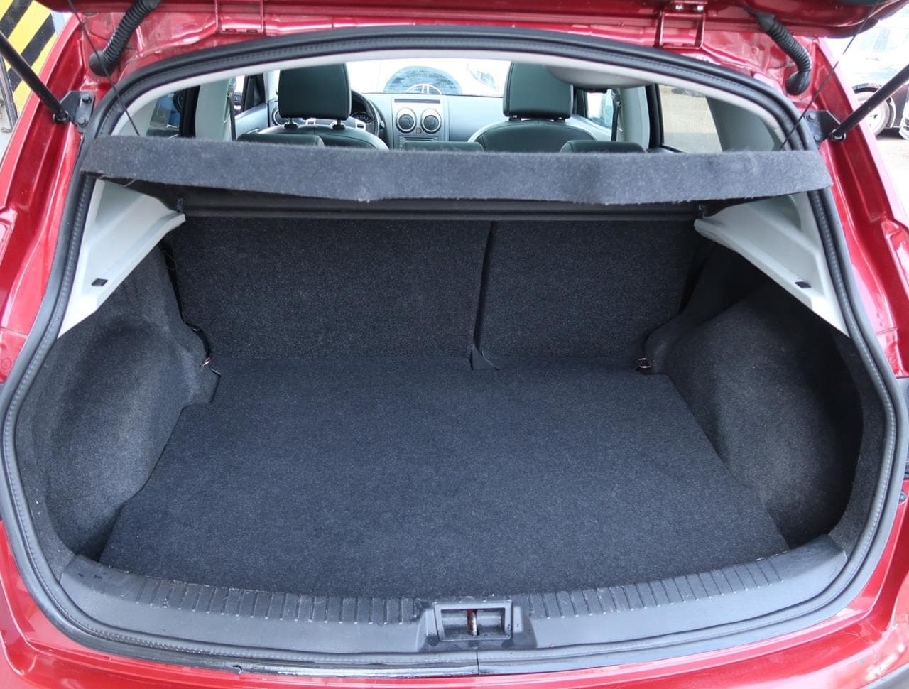 2013 Nissan QASHQAI - 19