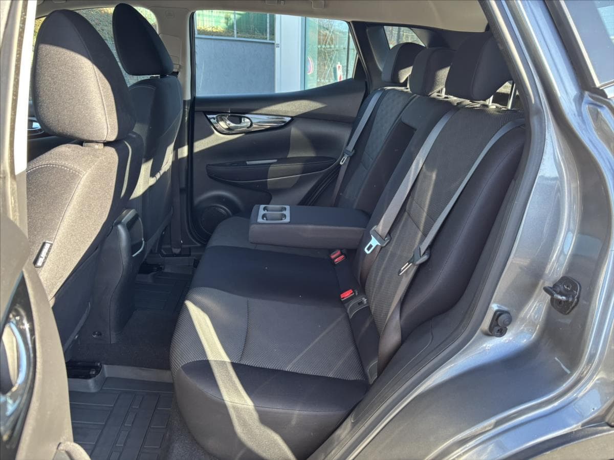 2016 Nissan Qashqai - 23