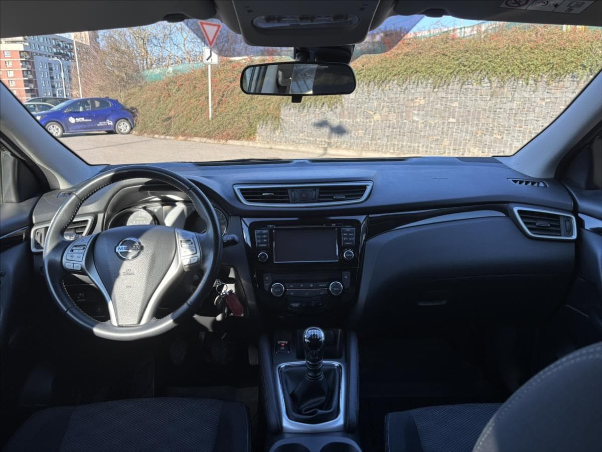 2016 Nissan Qashqai - 17