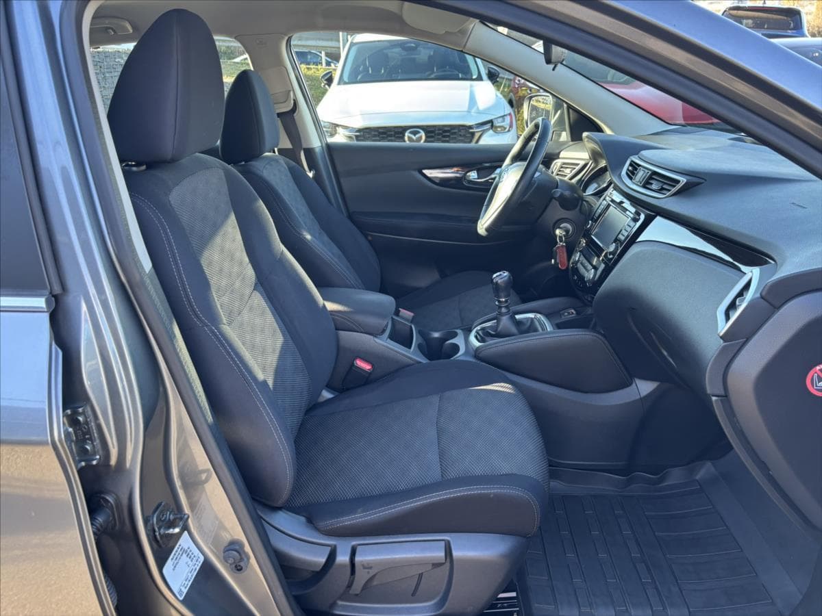 2016 Nissan Qashqai - 29