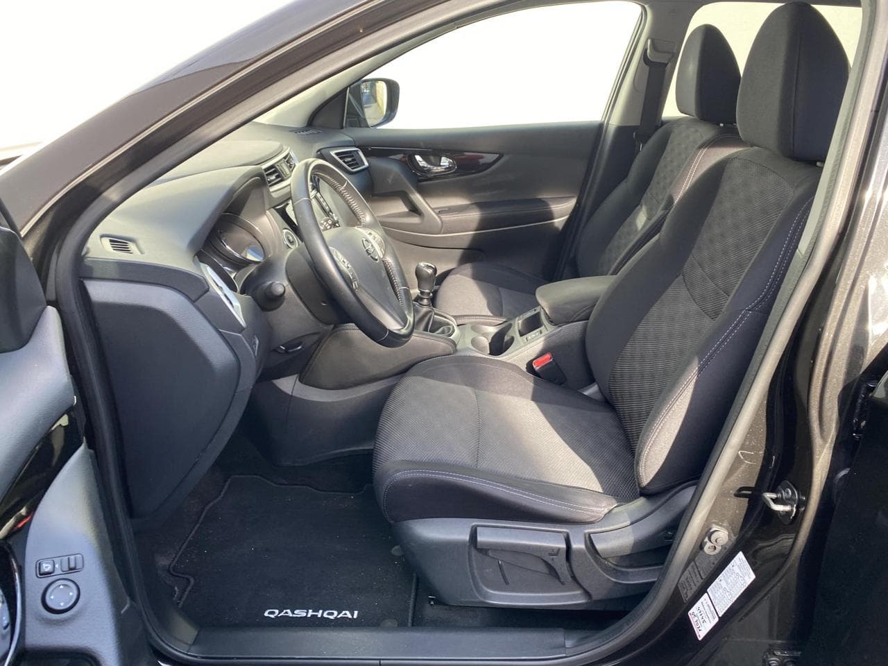 2016 Nissan Qashqai - 17