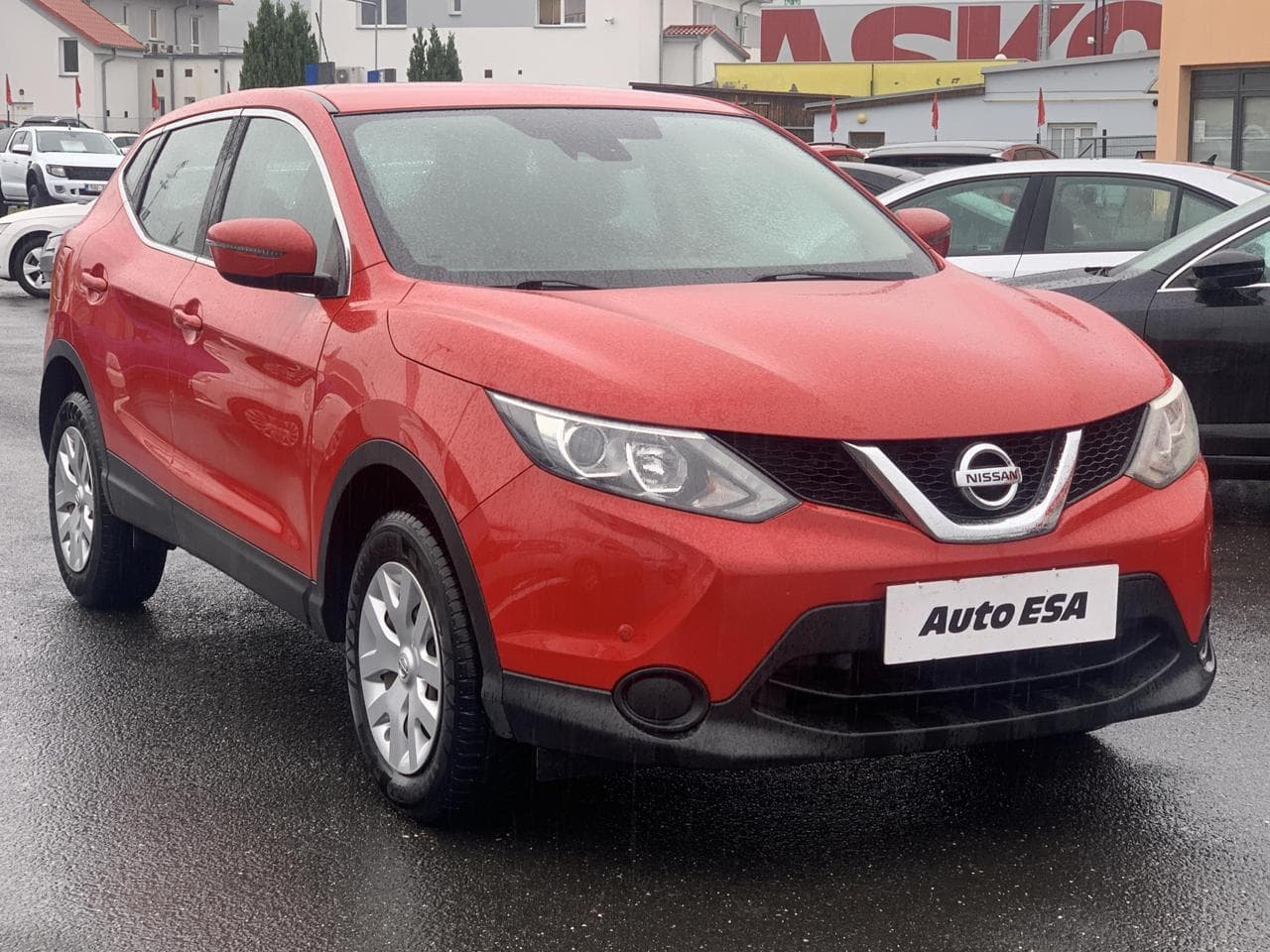 Nissan Qashqai 1.2 DiG-T, 1.maj, ČR SUV
