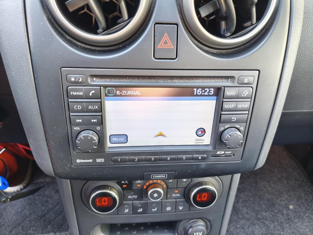 2013 Nissan Qashqai - 25