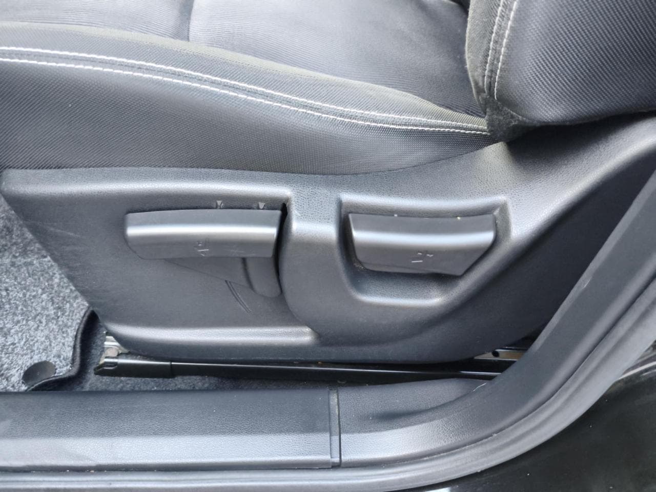 2013 Nissan Qashqai - 35