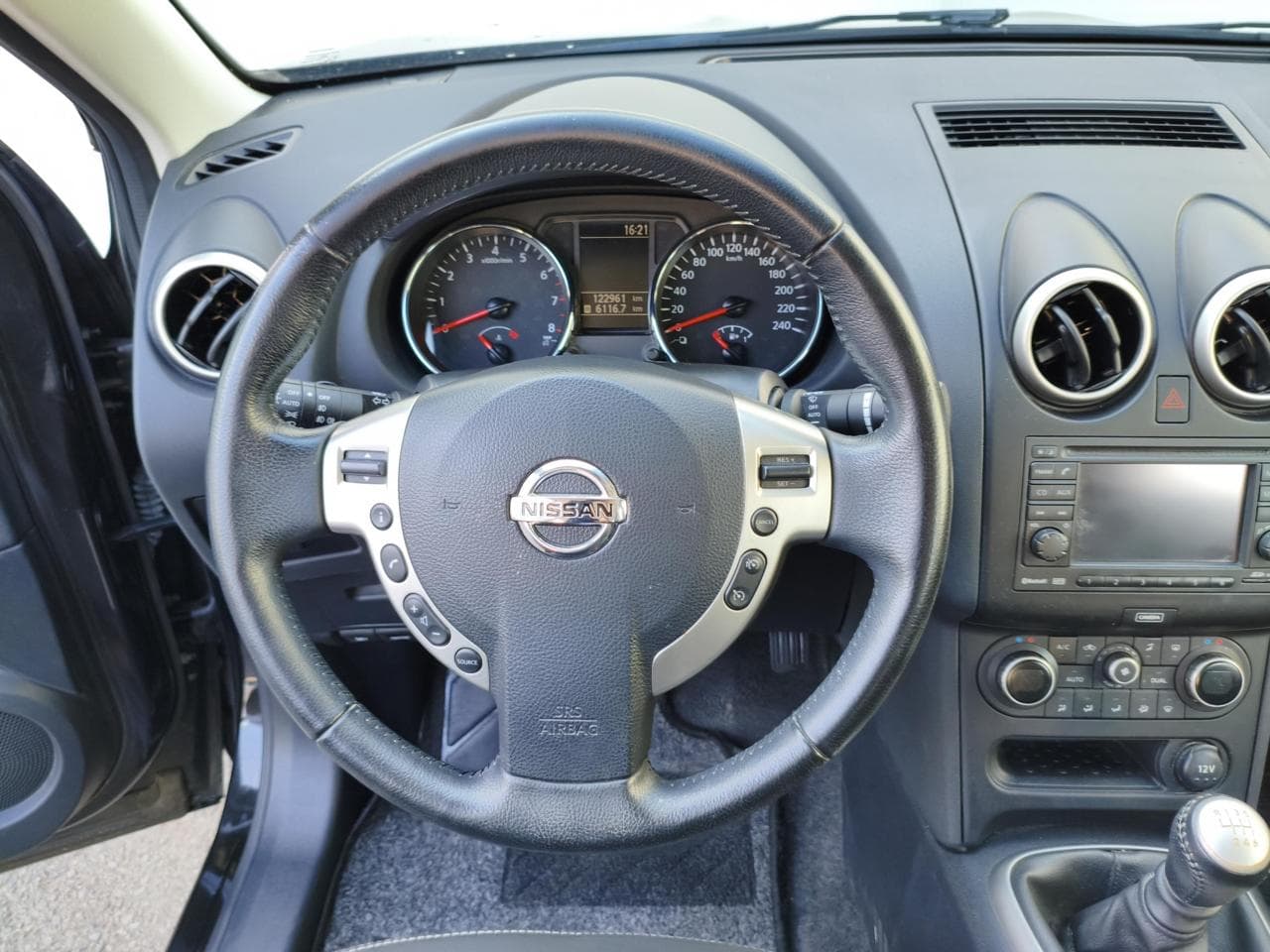 2013 Nissan Qashqai - 19