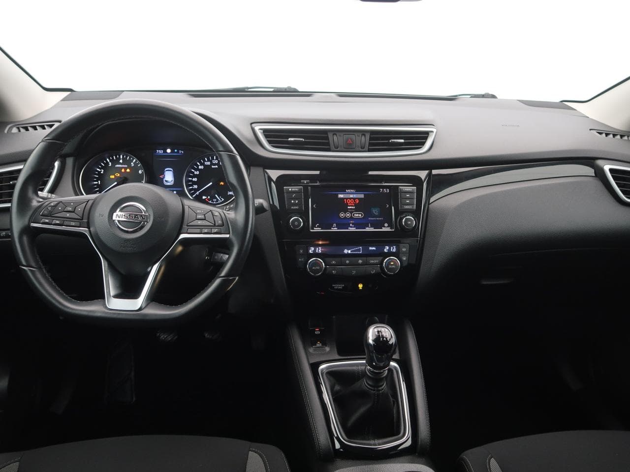 2020 Nissan Qashqai - 19