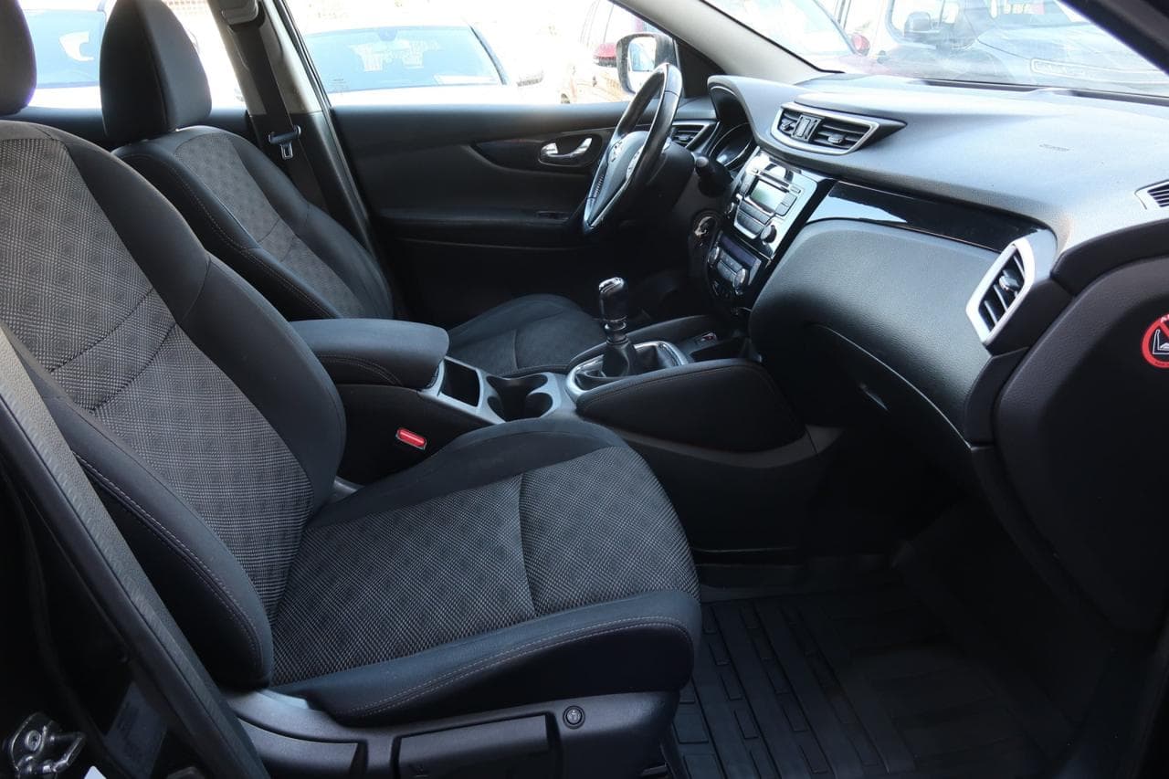 2015 Nissan QASHQAI - 12