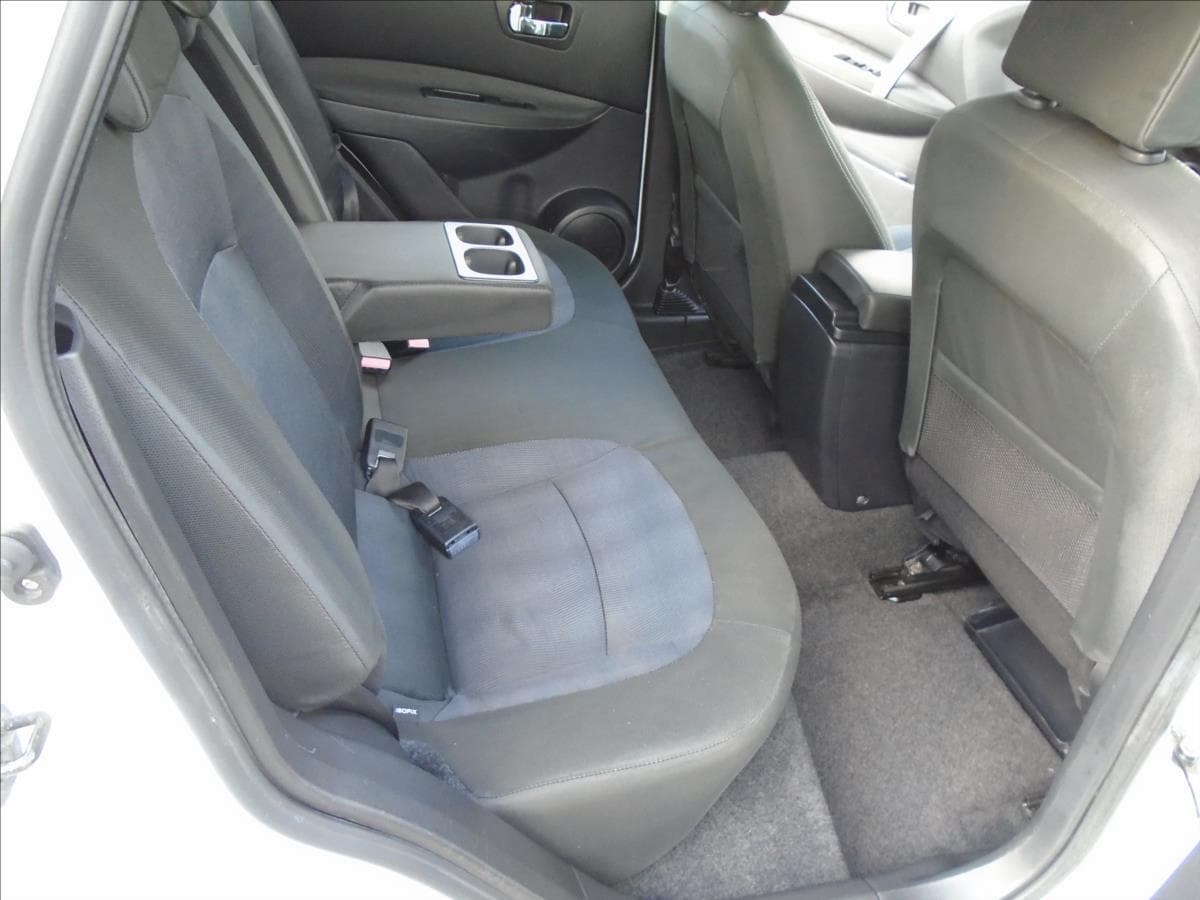 2010 Nissan QASHQAI - 19