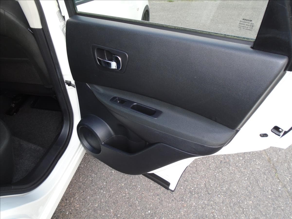 2010 Nissan QASHQAI - 18