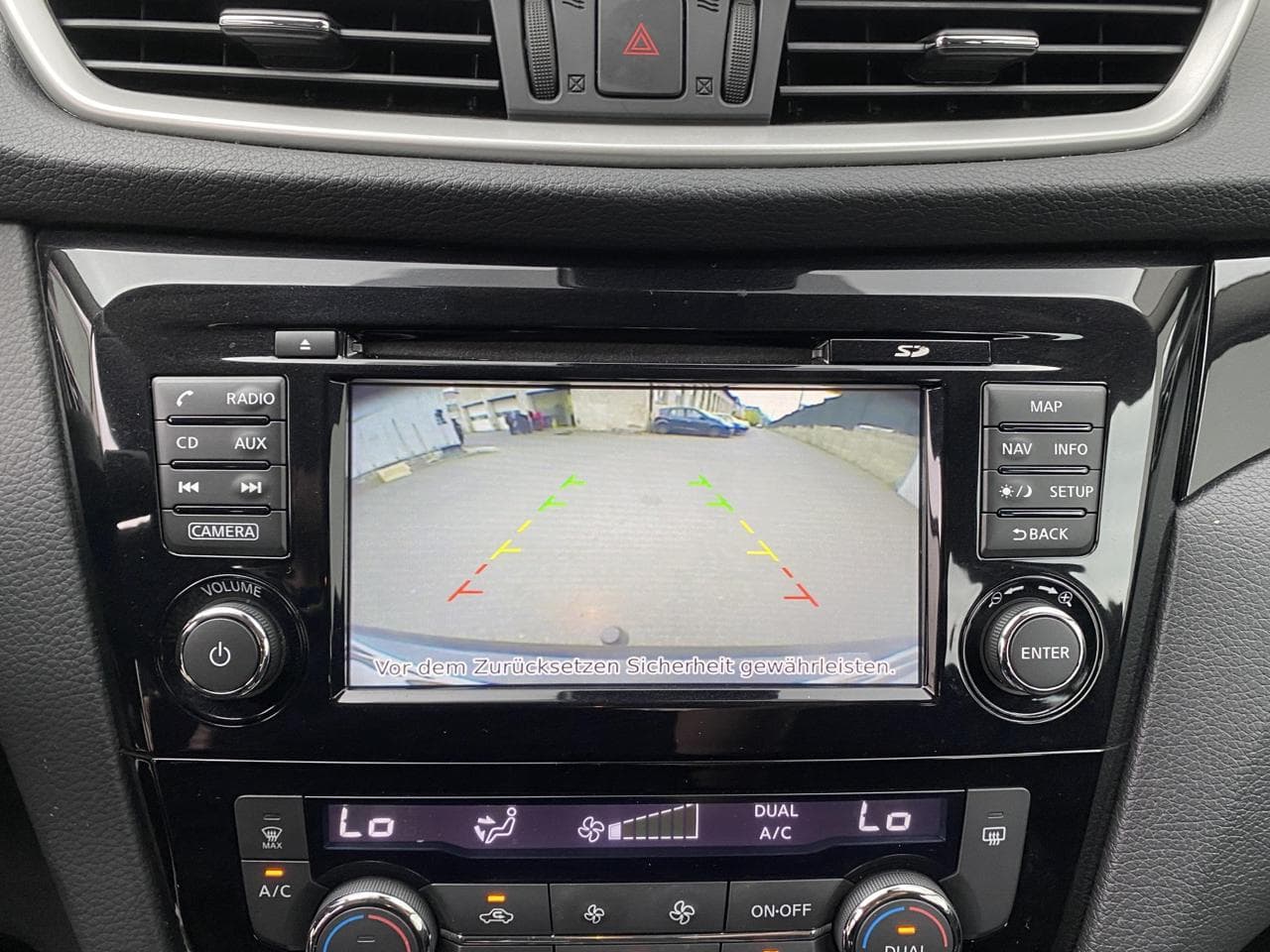 2014 Nissan QASHQAI - 30