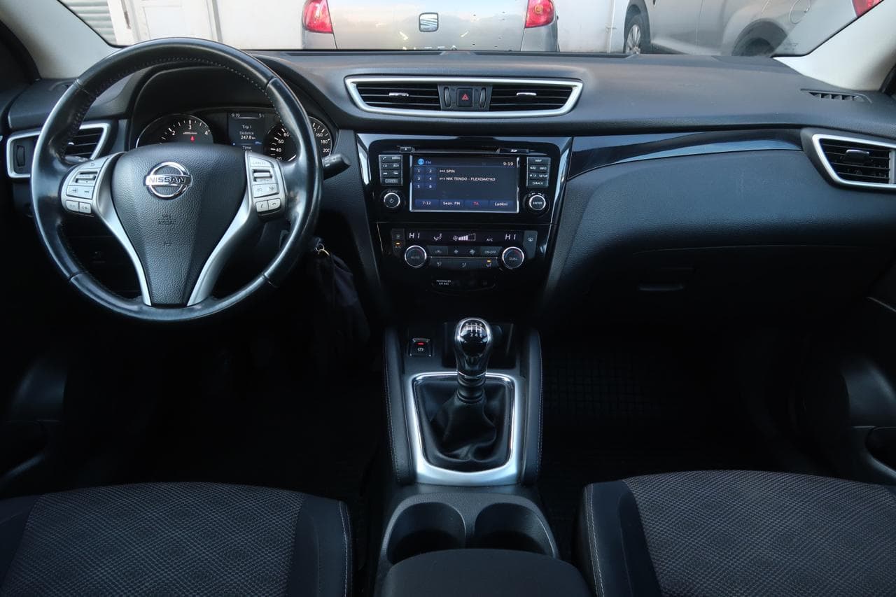 2014 Nissan QASHQAI - 18