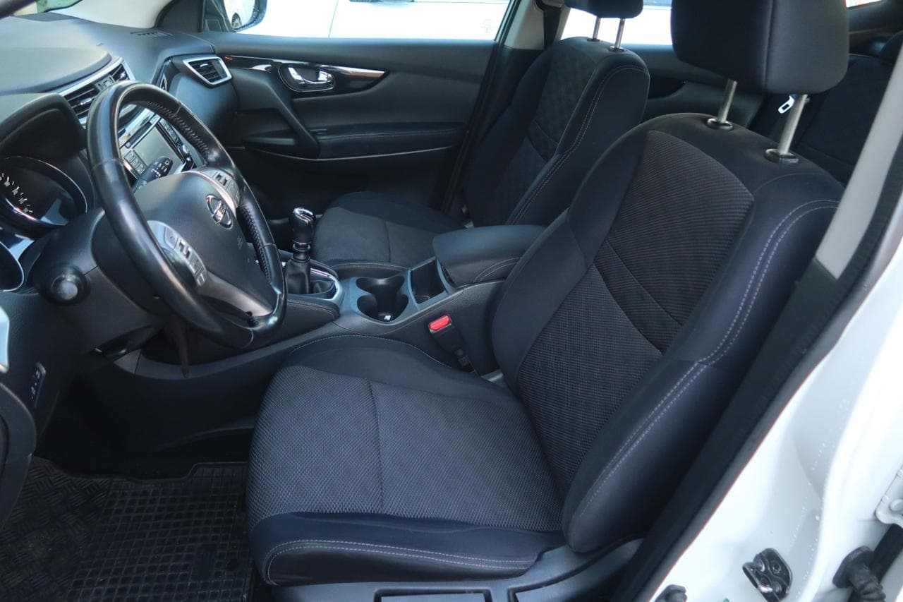 2014 Nissan QASHQAI - 30