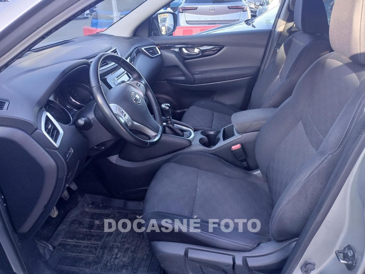 2017 Nissan QASHQAI - 3
