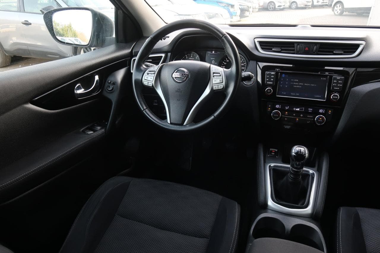 2015 Nissan QASHQAI - 10